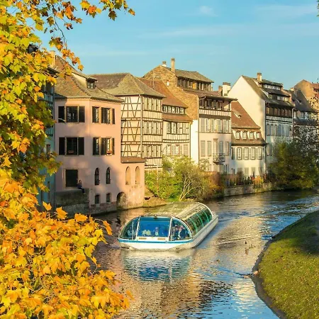 De Standing, 4 Etoiles, Calme, Neuf, Avec Terrasse Et Foret, Strasbourg Sud, Proches Des Commerces, Restaurants, Autoroutes