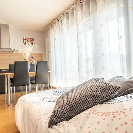 De Standing, 4 Etoiles, Calme, Neuf, Avec Terrasse Et Foret, Strasbourg Sud, Proches Des Commerces, Restaurants, Autoroutes * 奥斯特瓦尔德